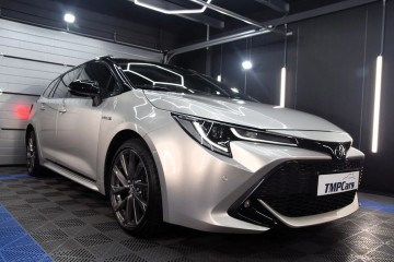 Toyota Corolla _ 2.0 Hybryda _ Nawigacja _ Podgrzewane fotele _