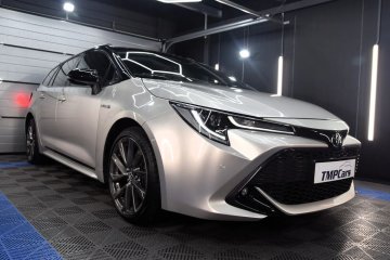 Toyota Corolla _ 2.0 Hybryda _ Nawigacja _ Podgrzewane fotele _